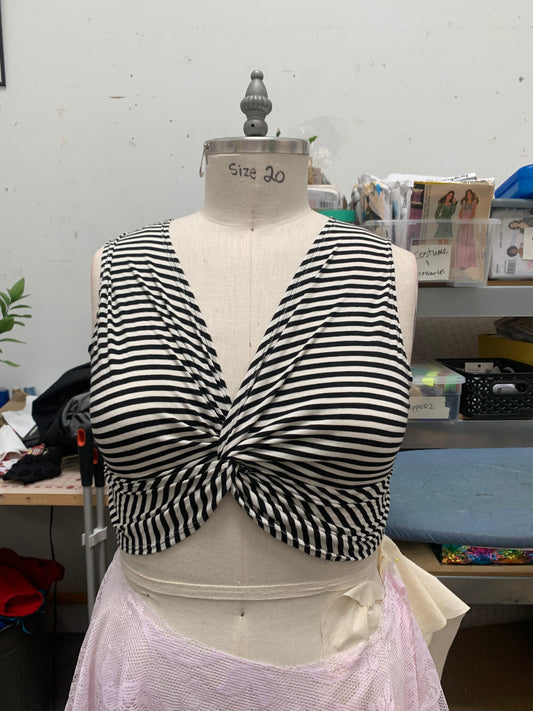 XL Stripe Tie front Top